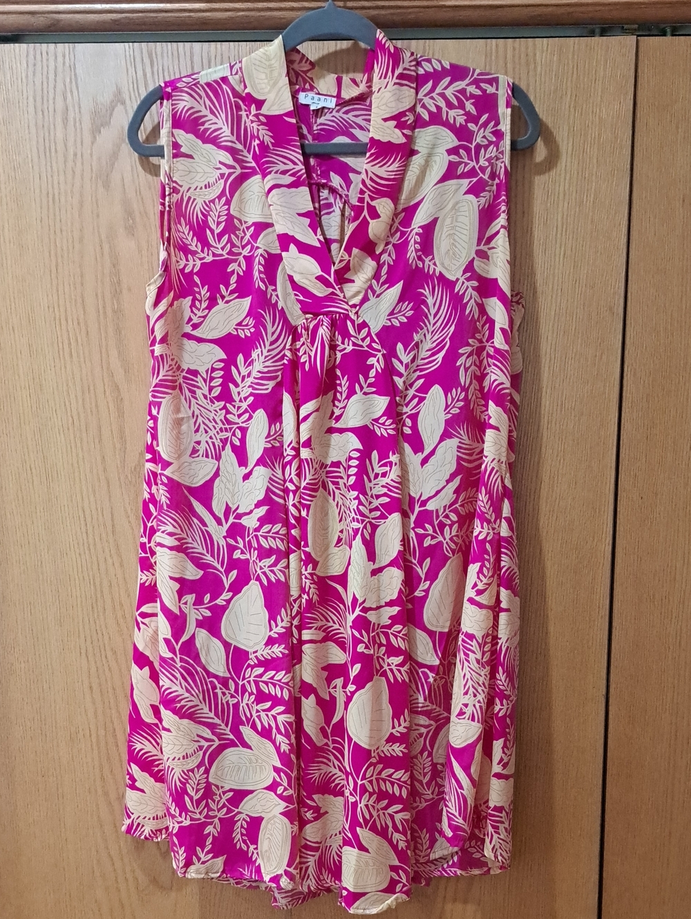 Paani Sleeveless Pink & Cream Leaf Mni Dress